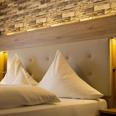 Land-Gut-Hotel Raeuber Lippoldskrug Alfeld  Kültér fotó